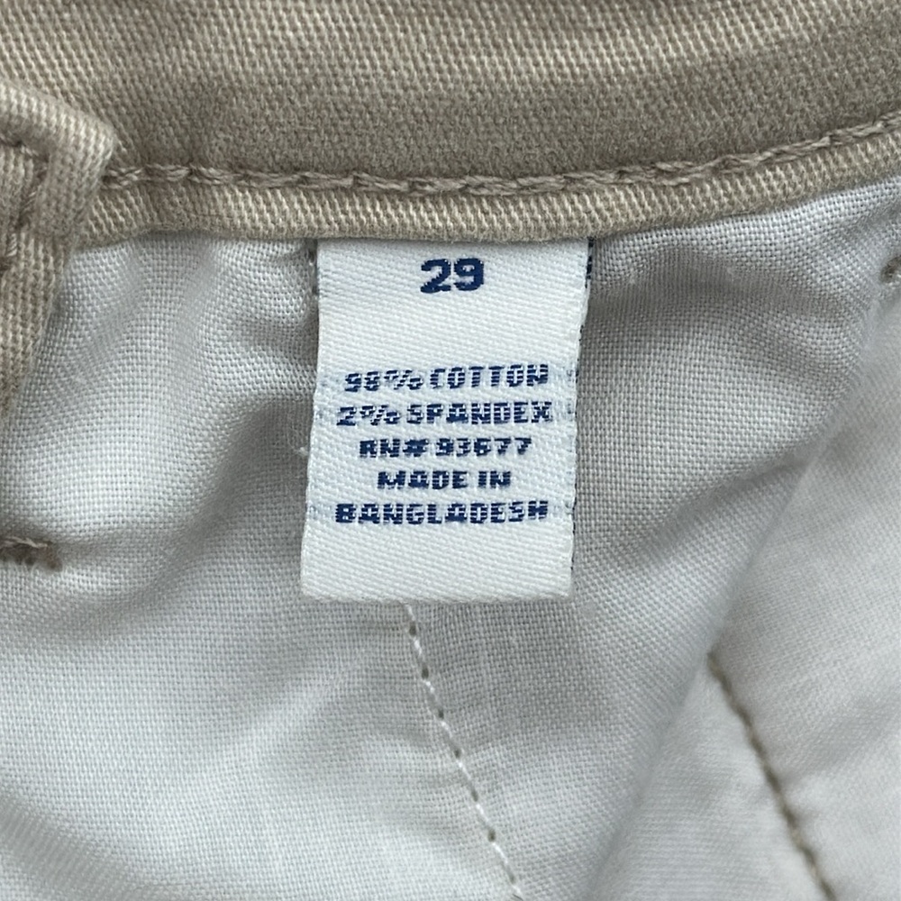 Arizona Jean Company Men's Beige Flex Classic Fit sport khaki Shorts - Picture 5 of 10